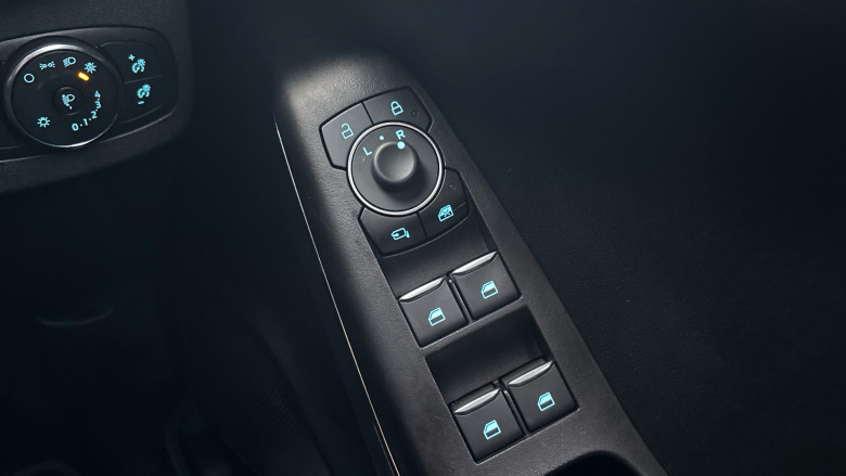 Ford Puma 1.0 EcoBoost Hybrid mHEV 155 ST-Line X 5dr Petrol Hatchback